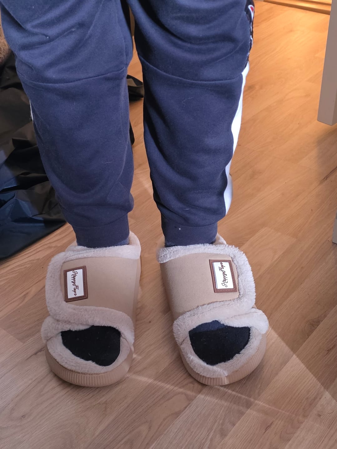 Customer photo review of HappyFluffs