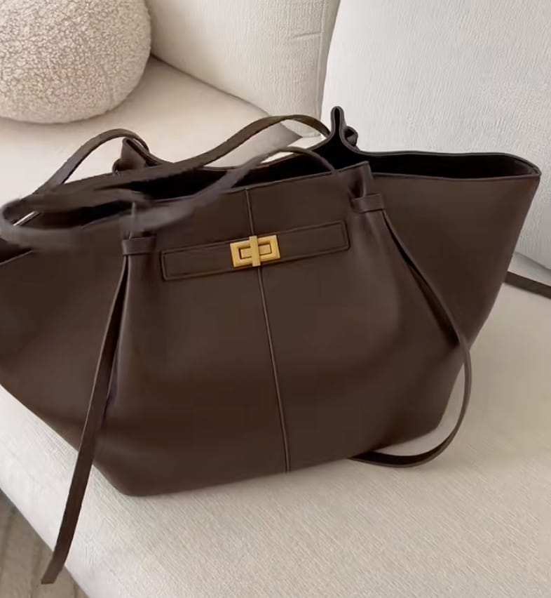 Customer photo review of Gerda Shopper Bag