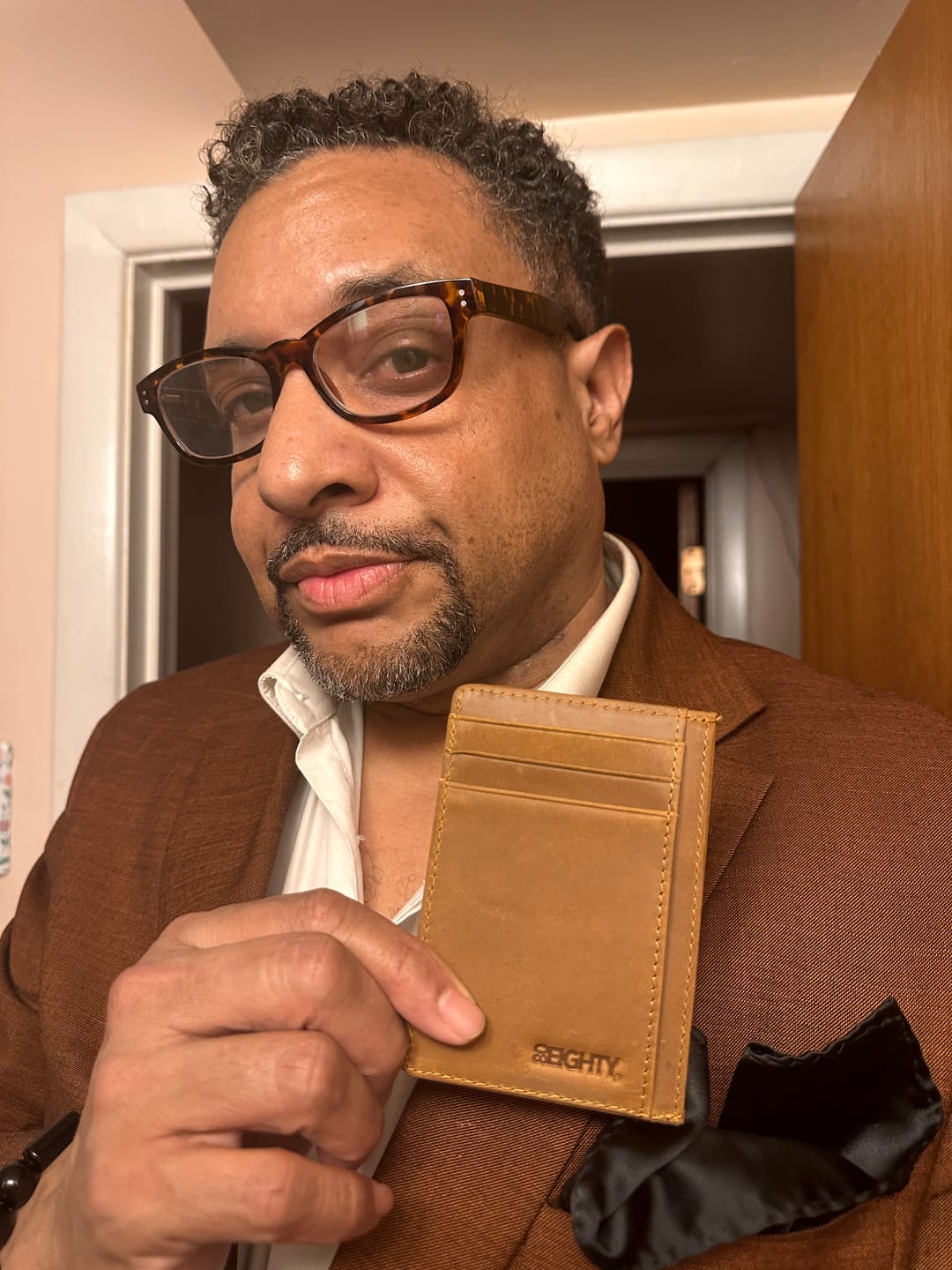 Customer photo review of 80Eighty® Cognac Leather Wallet