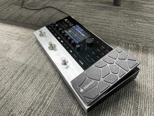 Customer photo review of Donner Arena 2000  Guitar Pedal