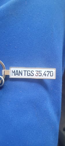 Customer photo review of Kennzeichen Schlüsselanhänger Mini Nummernschild Metall