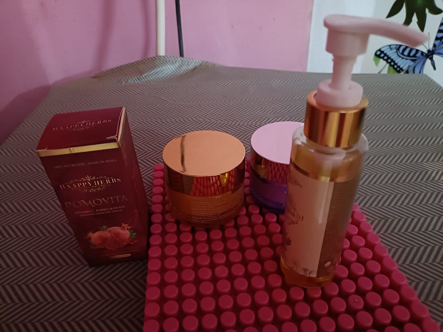 Customer photo review of Kumkumadi Miraculous Radiance Face Wash