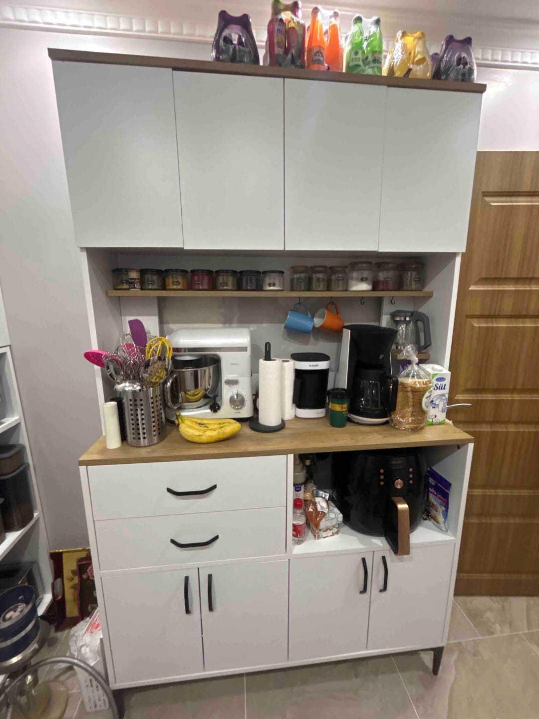 Customer photo review of Rani JE179 Çok Amaçlı Dolap 8 Kapaklı 2 Çekmeceli Kiler Mutfak Dolabı Beyaz - Sepet Ceviz