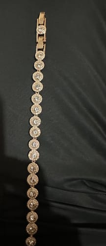 Customer photo review of PULSERA CRISTAL SWAROVSKI TENIS ANGELIC HALO ROSE GOLD