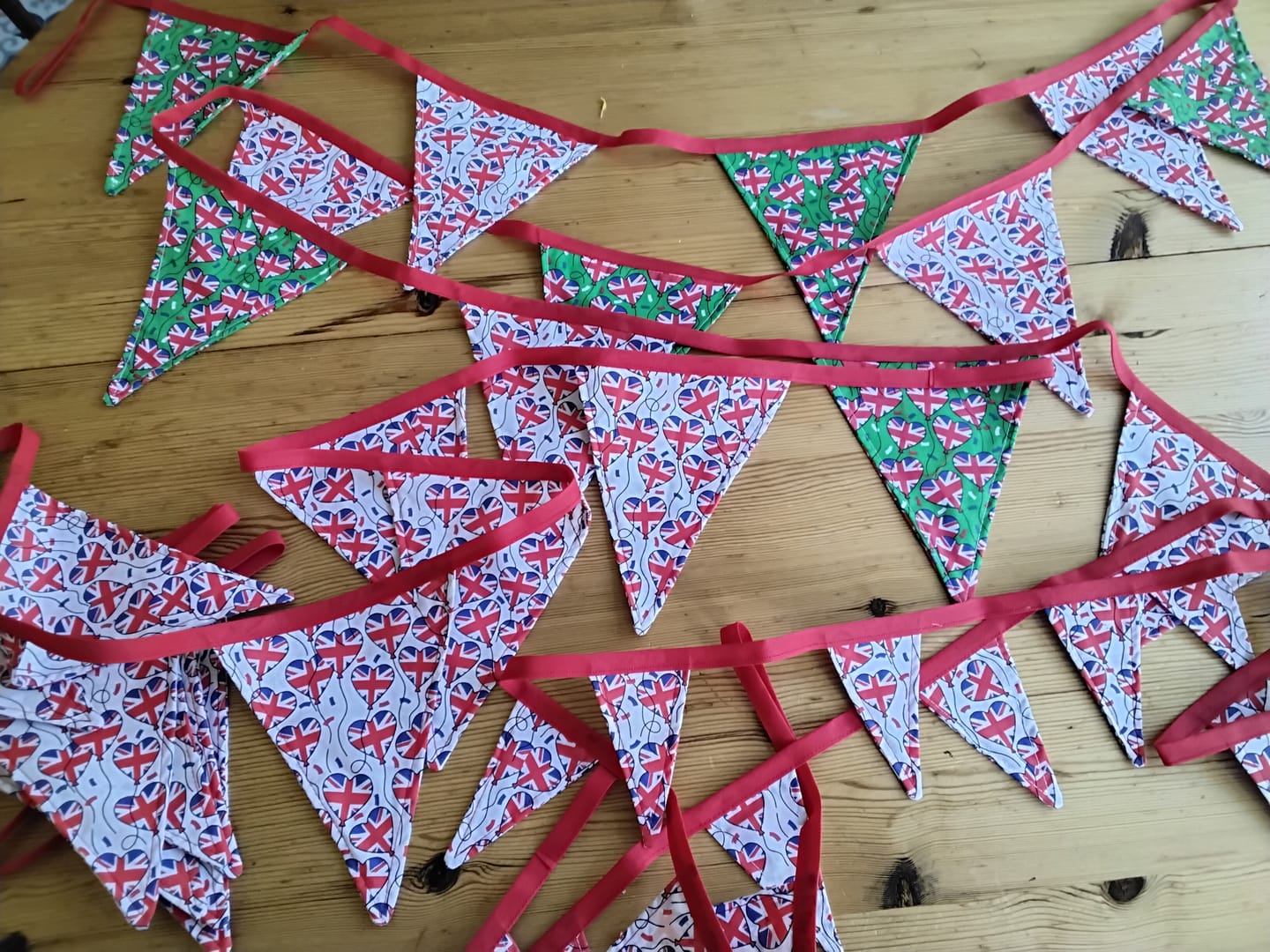 Customer photo review of Union Jack Balloons Polycotton Fabric