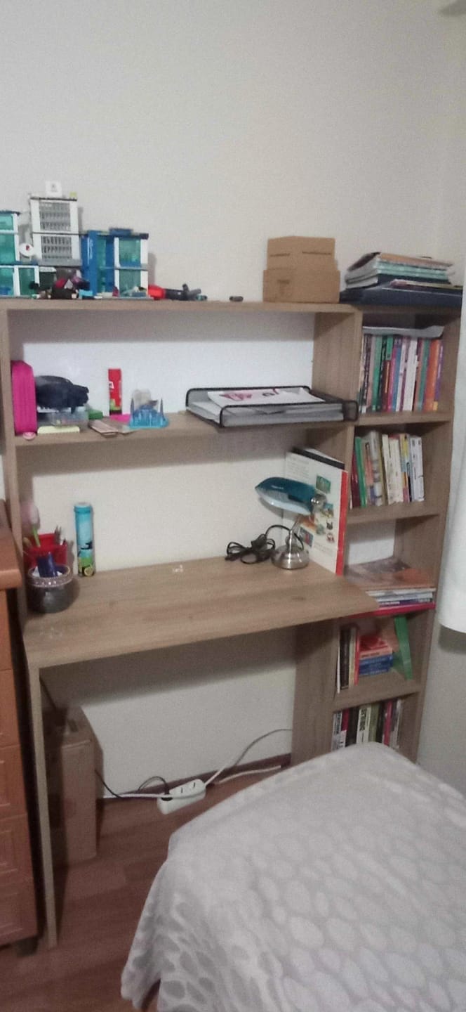 Customer photo review of Rani HA104 Kitaplıklı Raflı Bilgisayar Çalışma Masası Sepet Ceviz