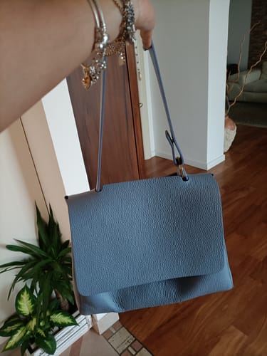 Customer photo review of ZOE - AVIO