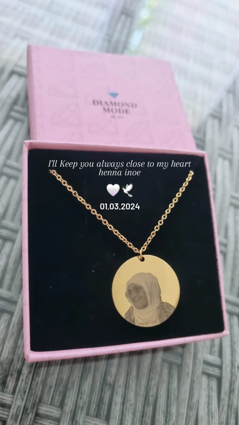 Customer photo review of Zeichnung | Coinkette + Gravur