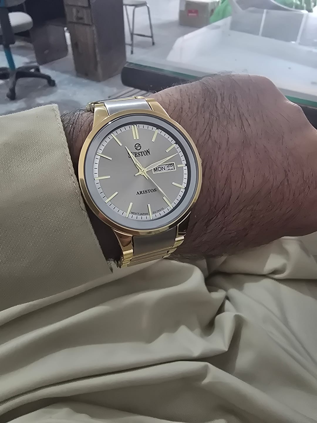 Customer photo review of Aristos