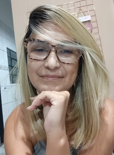Customer photo review of Lace Front Tela HD Lovenna Loira - Repartição Livre 13x4