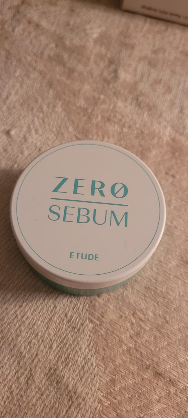 Customer photo review of Minerālu birstošais un ādu matējošais pūderis ETUDE Zero Sebum Drying Powder
