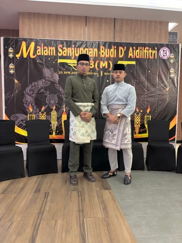 Customer photo review of Liam Caged Sandal - Solid Black