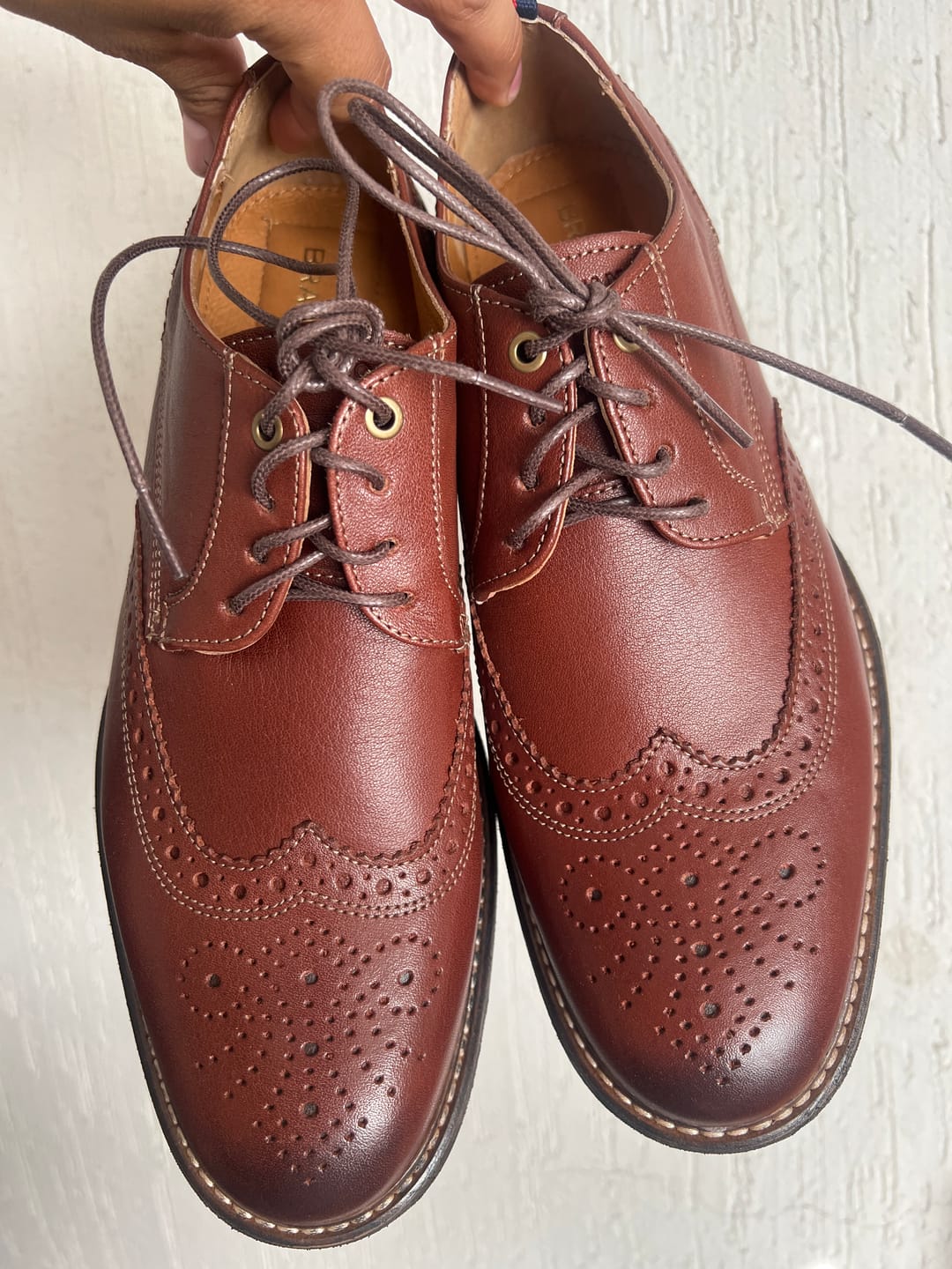 Customer photo review of DERBY WINGTIP PIEL CAFÉ