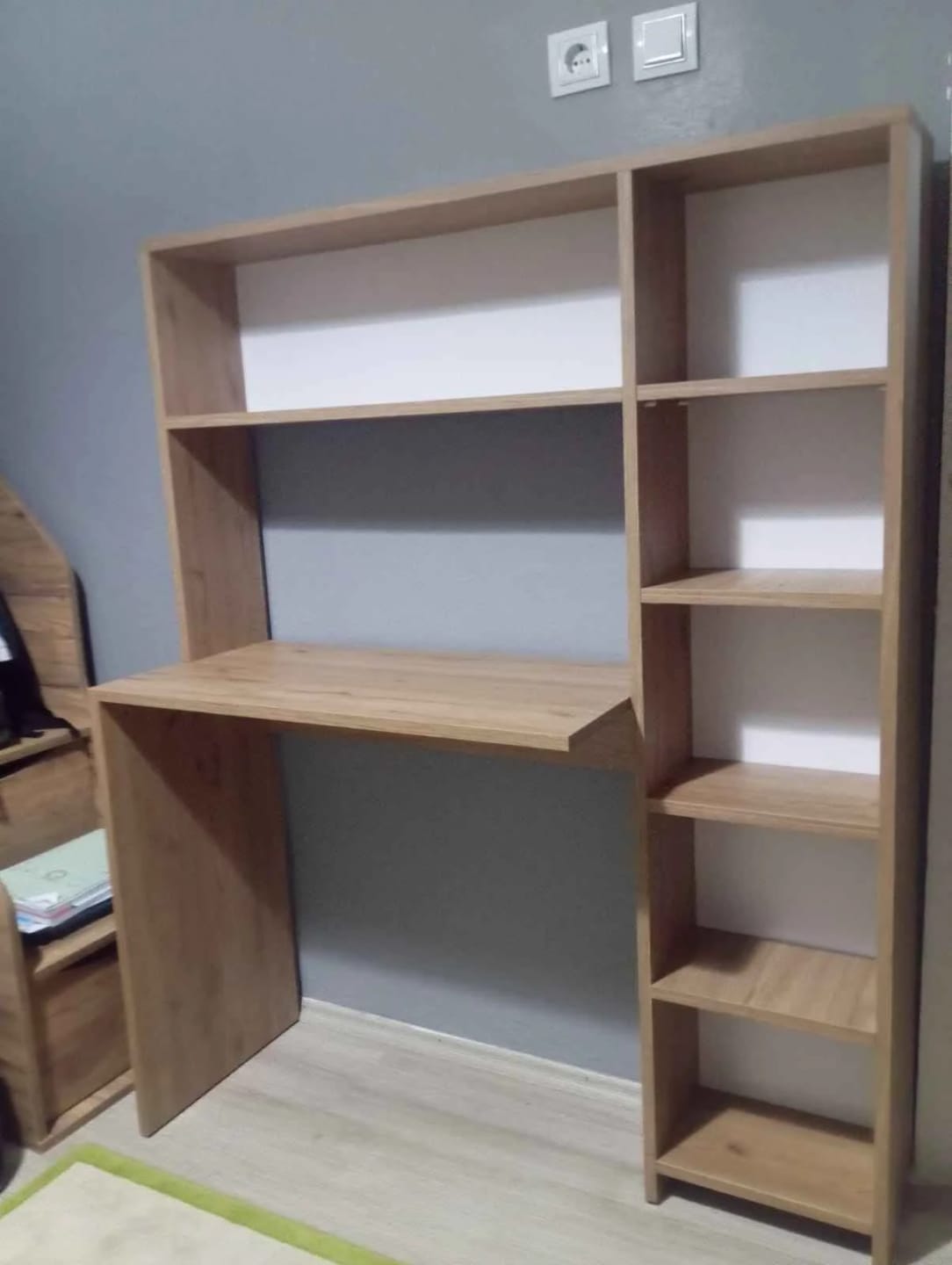 Customer photo review of Rani HA104 Kitaplıklı Raflı Bilgisayar Çalışma Masası Sepet Ceviz