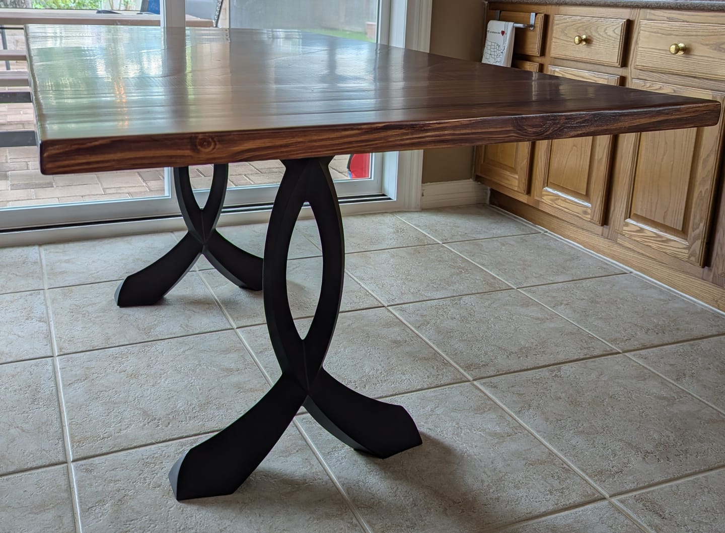 Customer photo review of Table Legs 423 Curva 28H Dining Furniture Legs