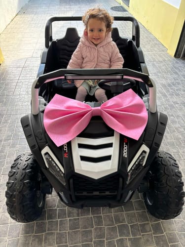 Reseña con foto de un cliente sobre Carro Elétrico para Criança BUGGY ATV RACING 4x4 24v Branco c/ RODAS DE BORRACHA & ASSENTO EM PELE