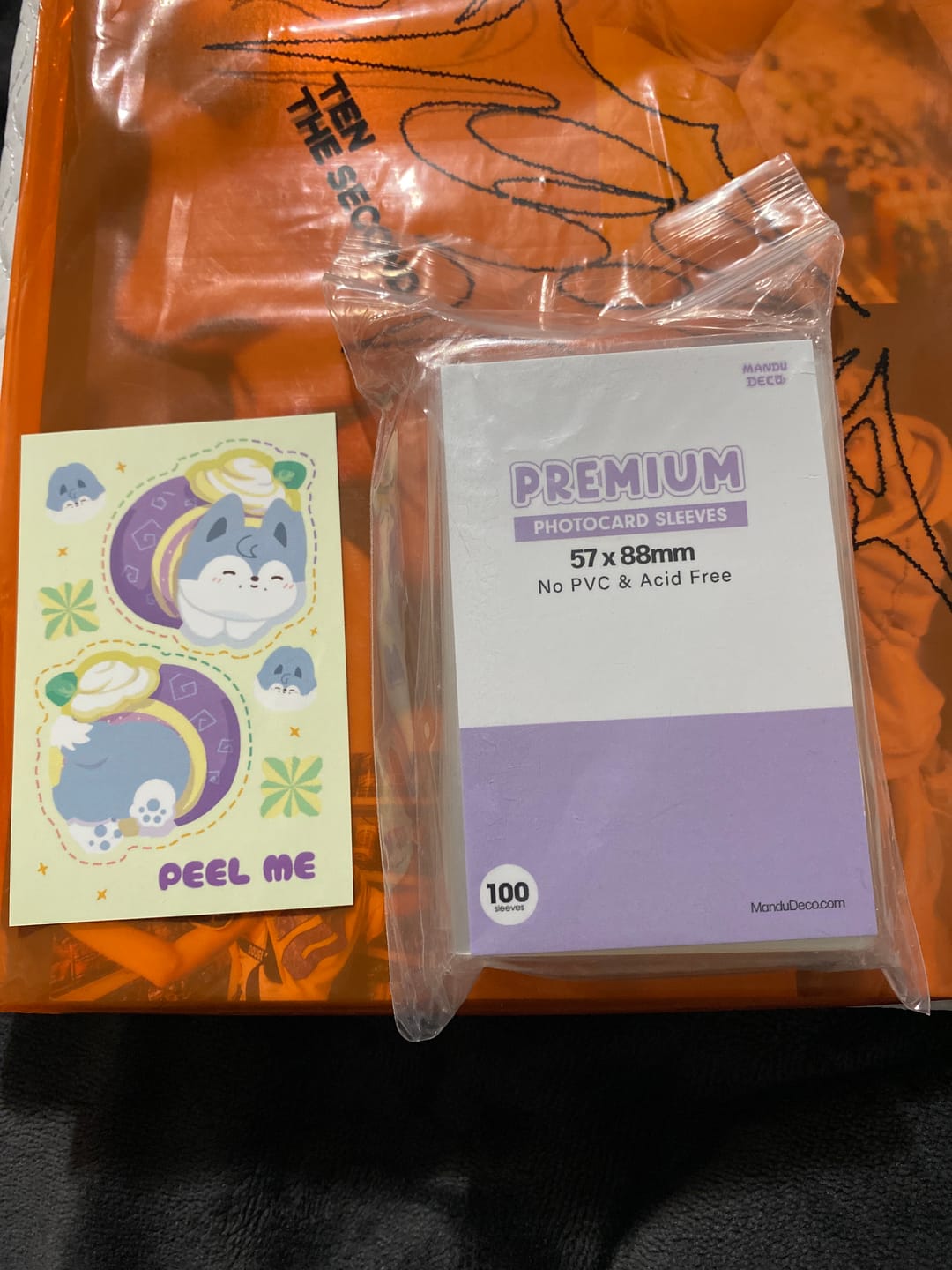 Customer photo review of PREMIUM PHOTOCARD SLEEVES - PURPLE VERSION (57x88MM)