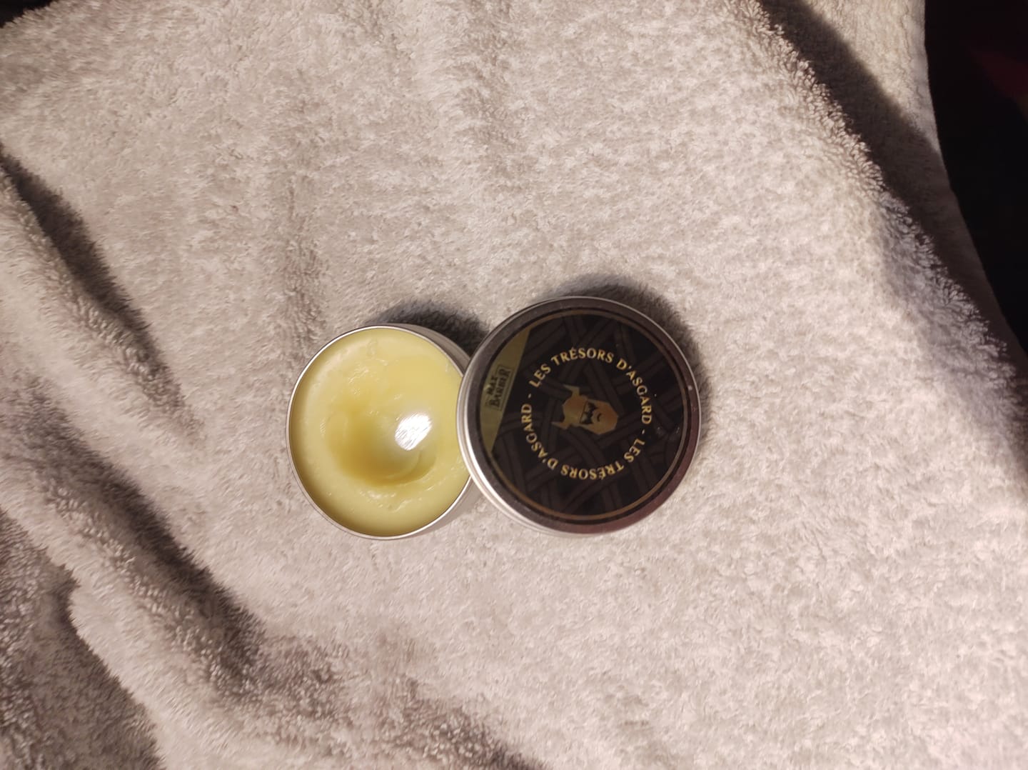 Customer photo review of Baume Coiffant Barbe d'Asgard | Domptez Votre Barbe pour un Style Parfait