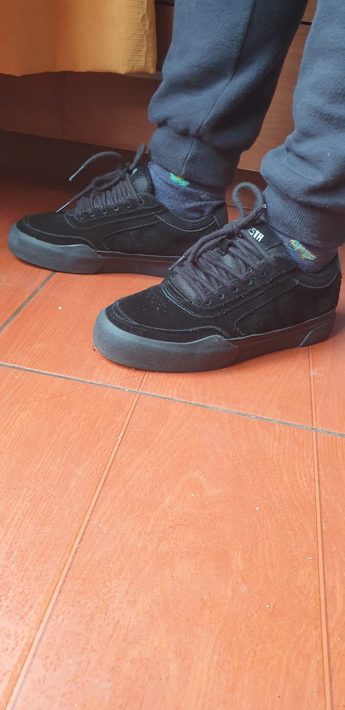 Customer photo review of Zapatilla Gangsta Sailor Hombre Mono Negro
