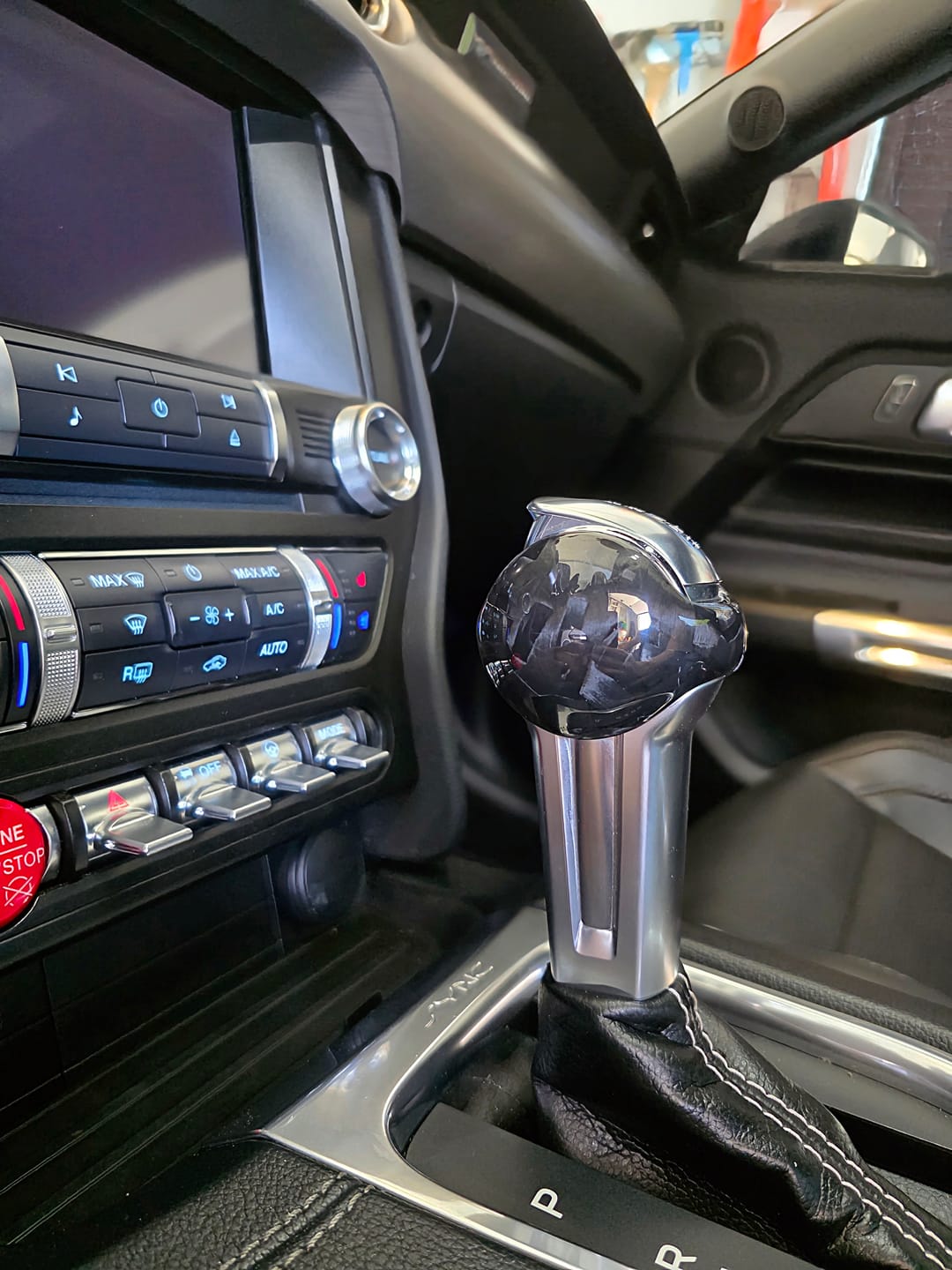 Customer photo review of Mustang 2015-2023 Real Carbon Fiber Automatic Shift Knob Cover