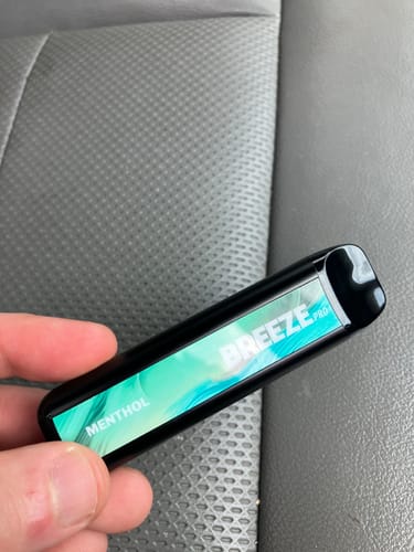Customer photo review of Breeze Pro Disposable Vape