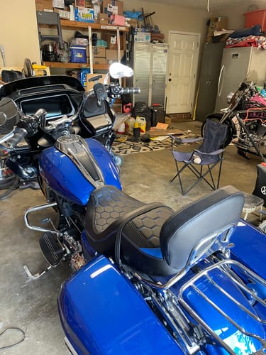 Customer photo review of C.C. RIDER Touring Seat Driver Passenger Seat 2 Up Seat For FL Touring Road King Electra Glide Road Glide, White, 2009-2024