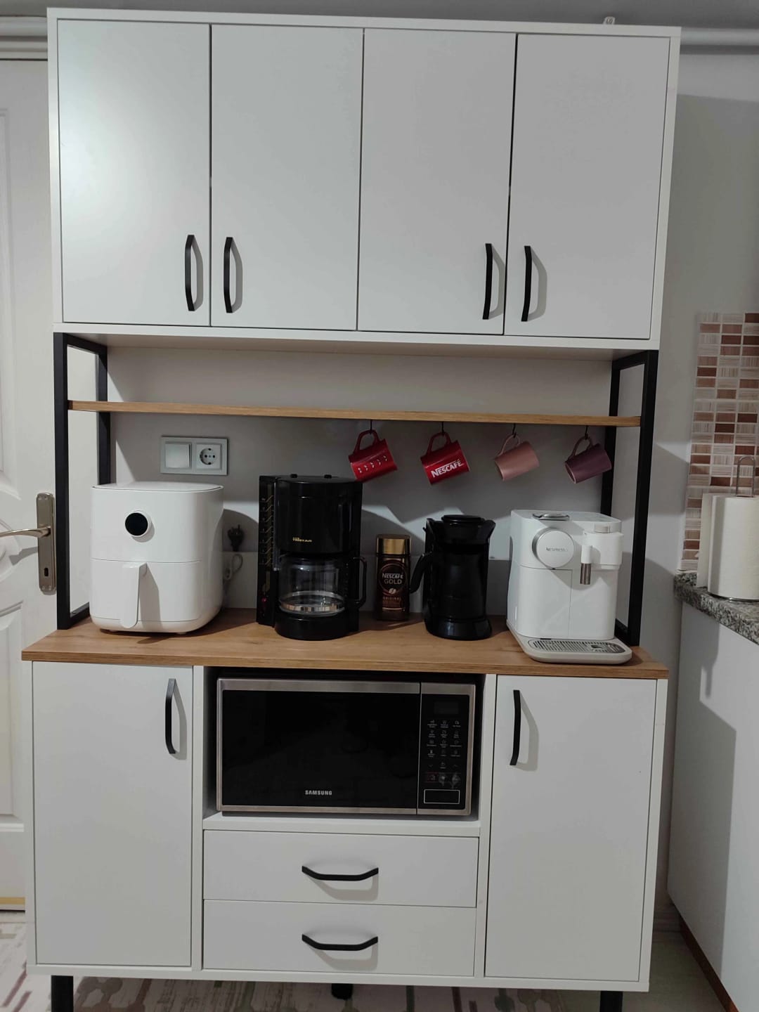 Customer photo review of Rani JE169 Çok Amaçlı Dolap 2 Çekmeceli 6 Kapaklı Kiler Mutfak Dolabı Sepet Ceviz - Beyaz
