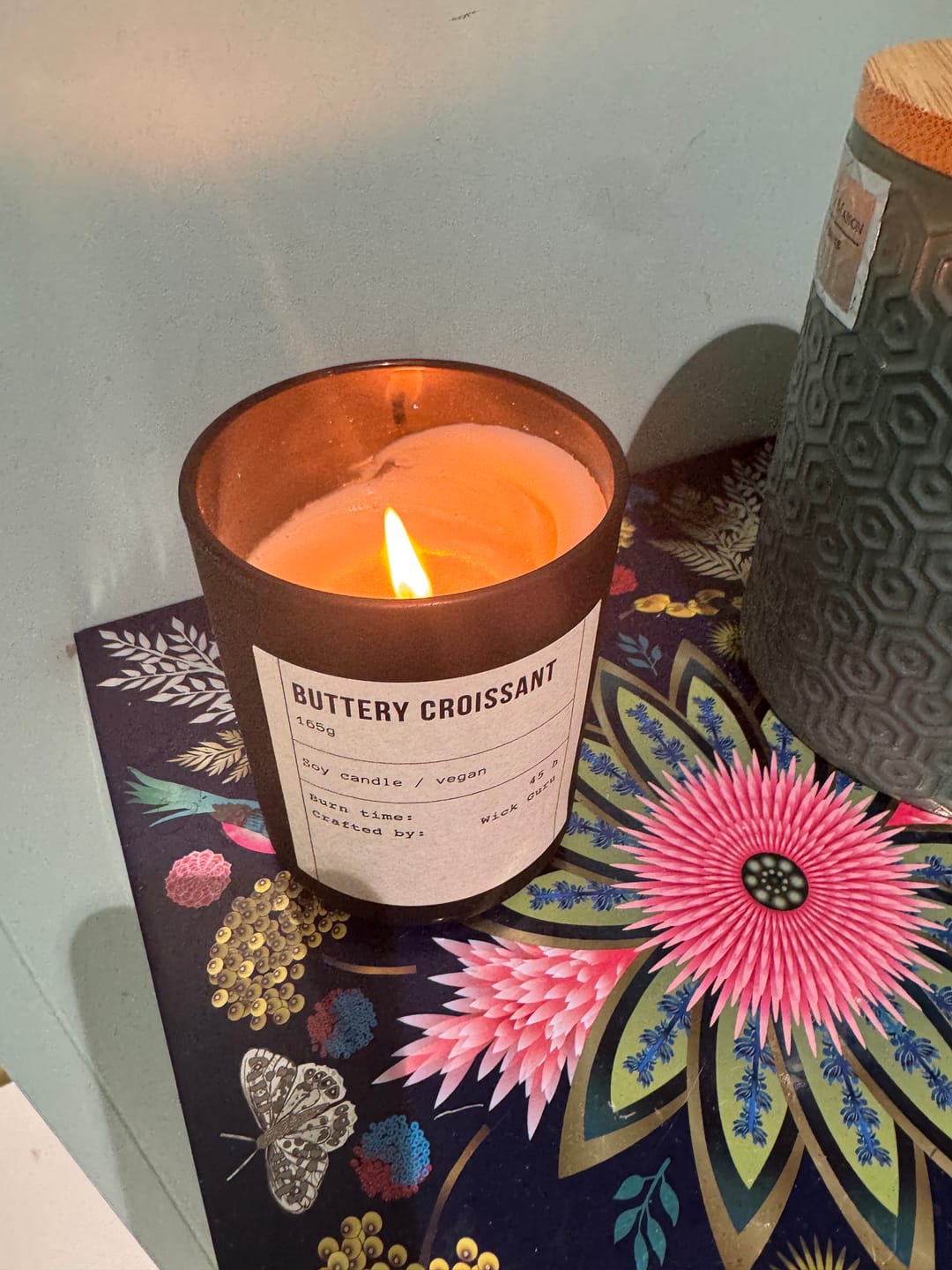 Customer photo review of Buttery Croissant Candle