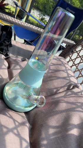 Customer photo review of The Bong Iridescent - Sky