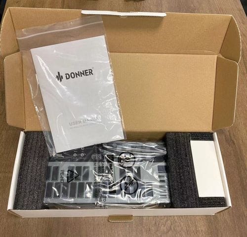 Customer photo review of Donner Essential B1  Synthesizer