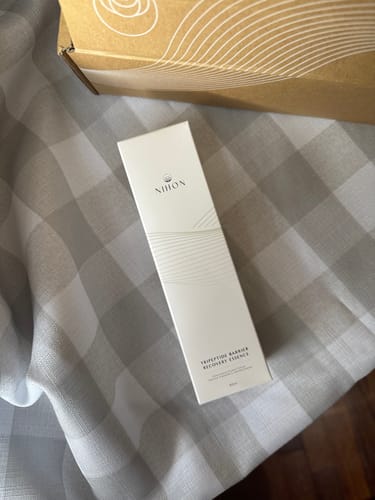Customer photo review of Tripeptide Barrier Recovery Essence