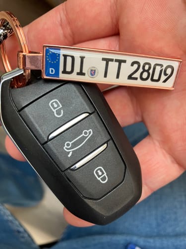Customer photo review of Kennzeichen Schlüsselanhänger Mini Nummernschild Metall
