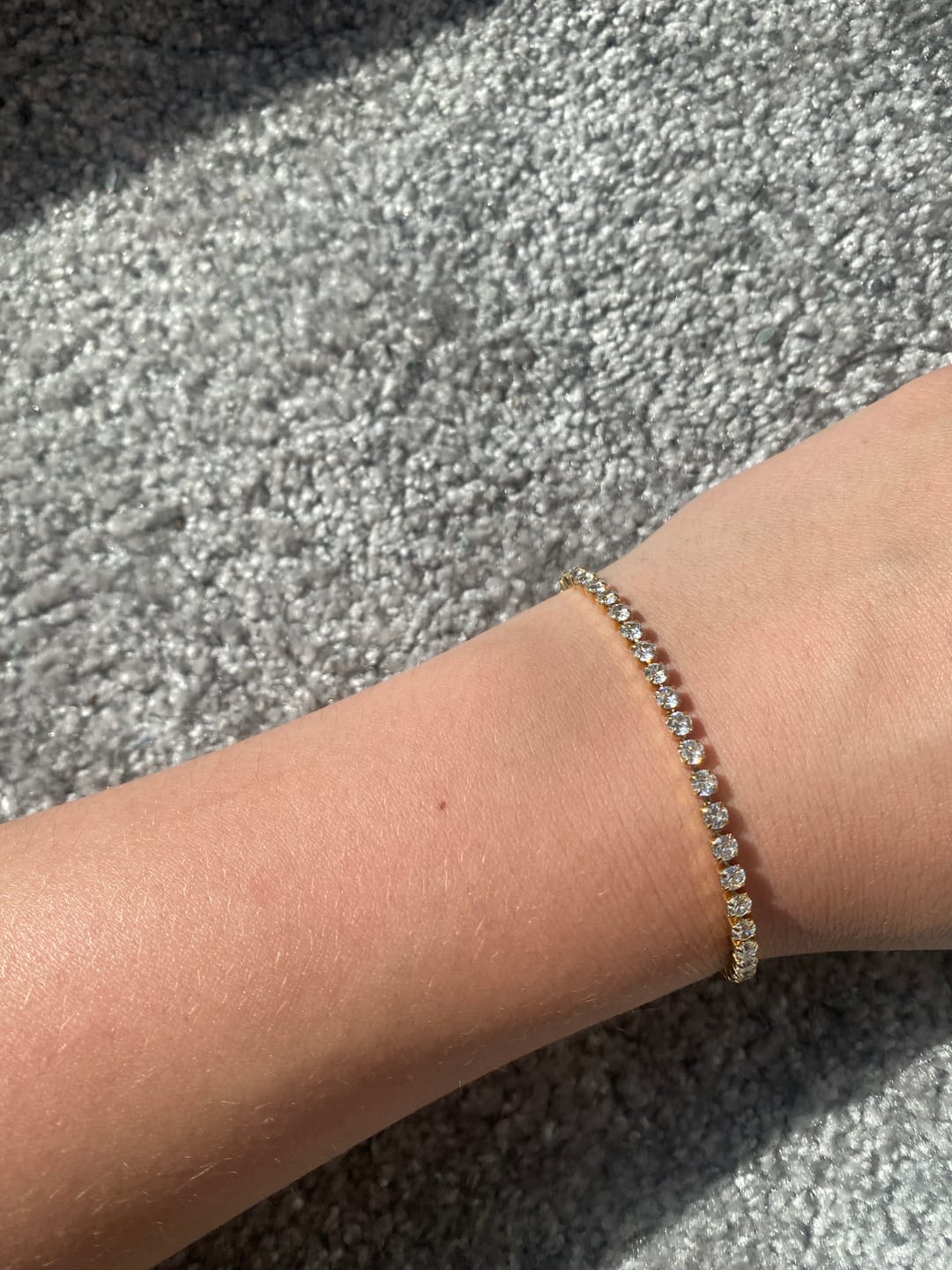Customer photo review of Tennis Armband | 18K vergoldet