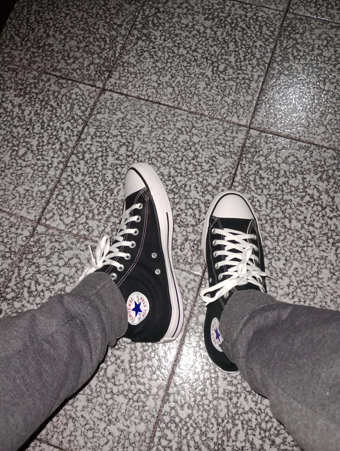 Customer photo review of Zapatillas Converse Chuck Taylor Hi Negro