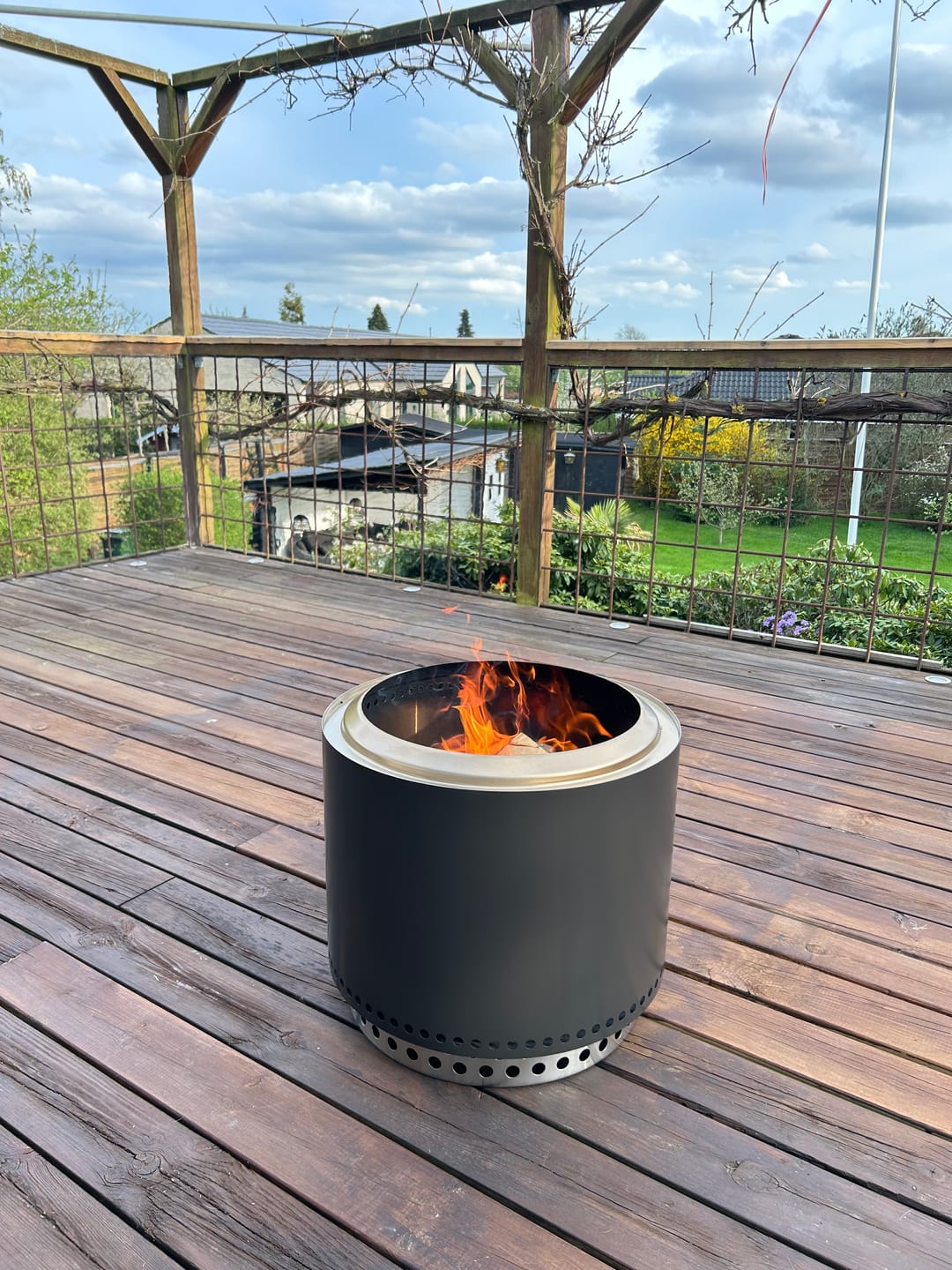 Customer photo review of Solo Stove Bonfire 2.0 + Stativ, farven Ash