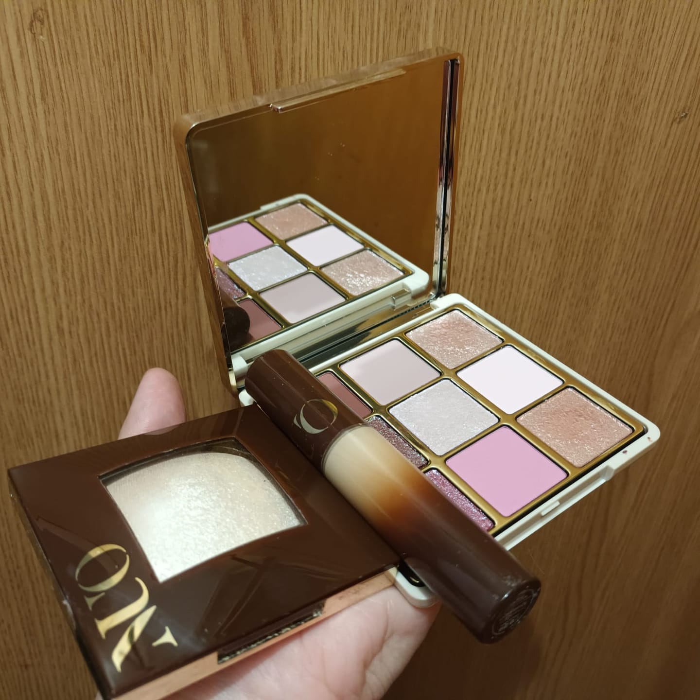 Customer photo review of Iluminator pudra cu textura ultrafina
