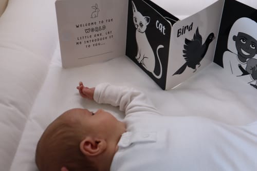 Customer photo review of Welcome To The World Little One Black and White Baby Book