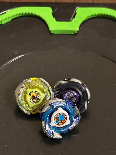 Customer photo review of [Pre-Order Lot 3 APR 26] Takara Tomy Beyblade X CX-01 DranBrave S6-60V