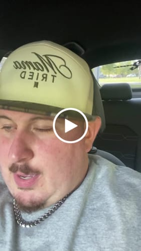 Customer video review of Shipping Protection by Themadhatterco