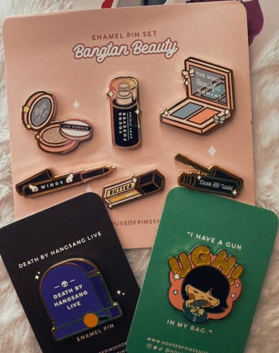 Customer photo review of Bangtan Beauty Pins (Gold Version)