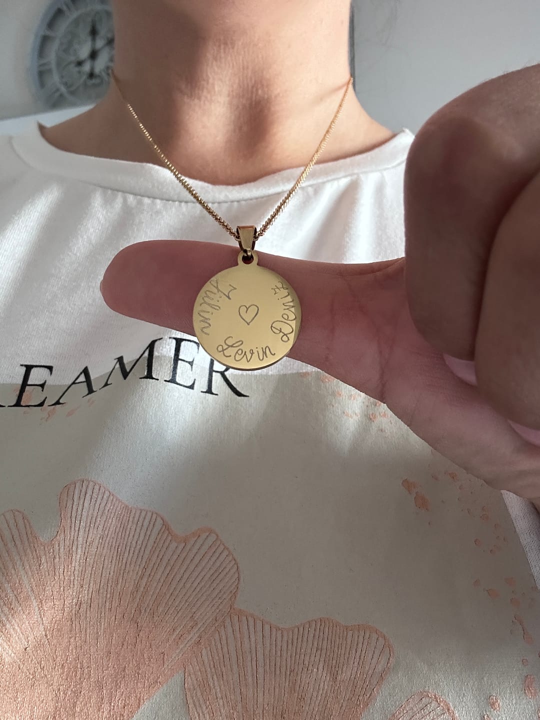 Customer photo review of Halskette mit Gravur klein