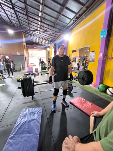 Customer photo review of Polera Lifting Club Black