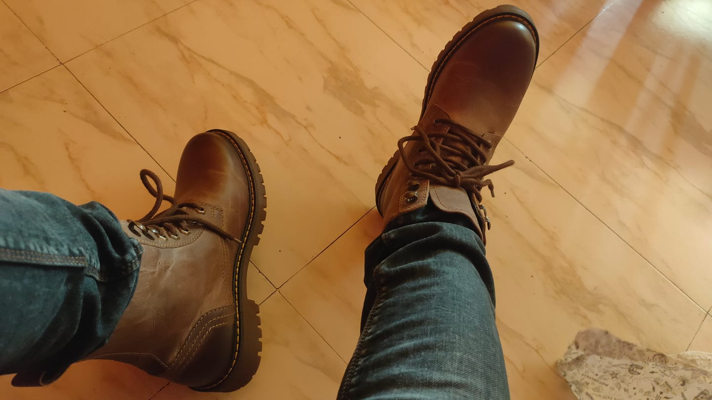 Customer photo review of boots derby dusty bandit