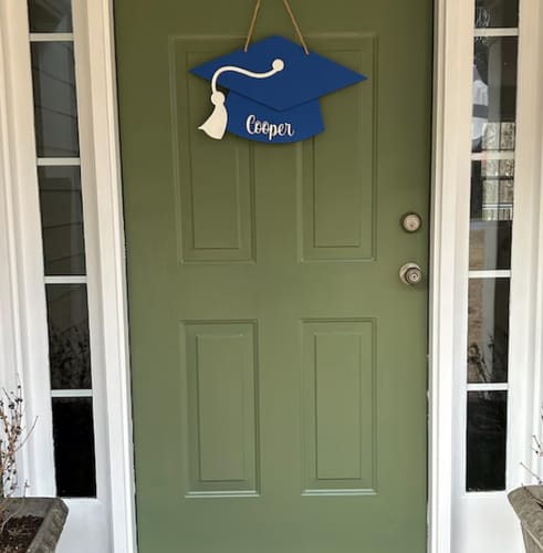 Customer photo review of Personalized Graduation Sign, High School Graduation Gift-Three-layer board 3D cutting process