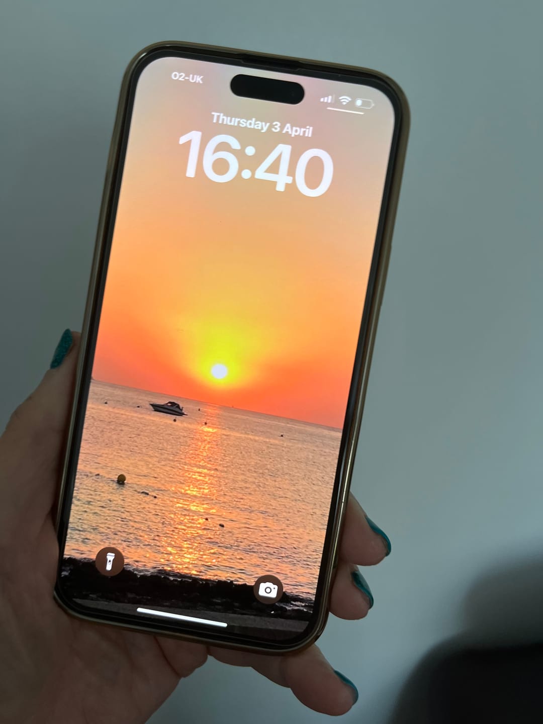 Customer photo review of MagCase Clear+