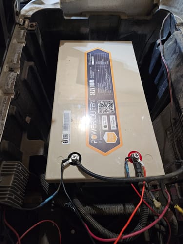 Customer photo review of Power Queen 48V (51.2V) 100Ah GC8 Golf Cart Smart Lithium Battery