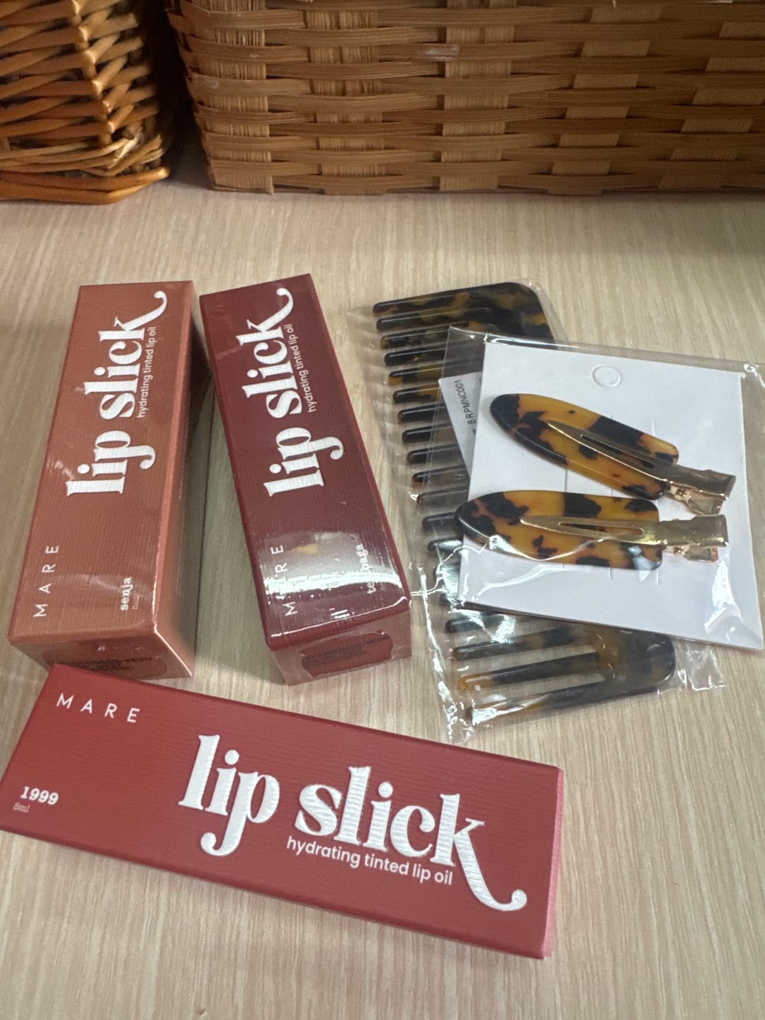 Customer photo review of Lip Slick Tinted Trio