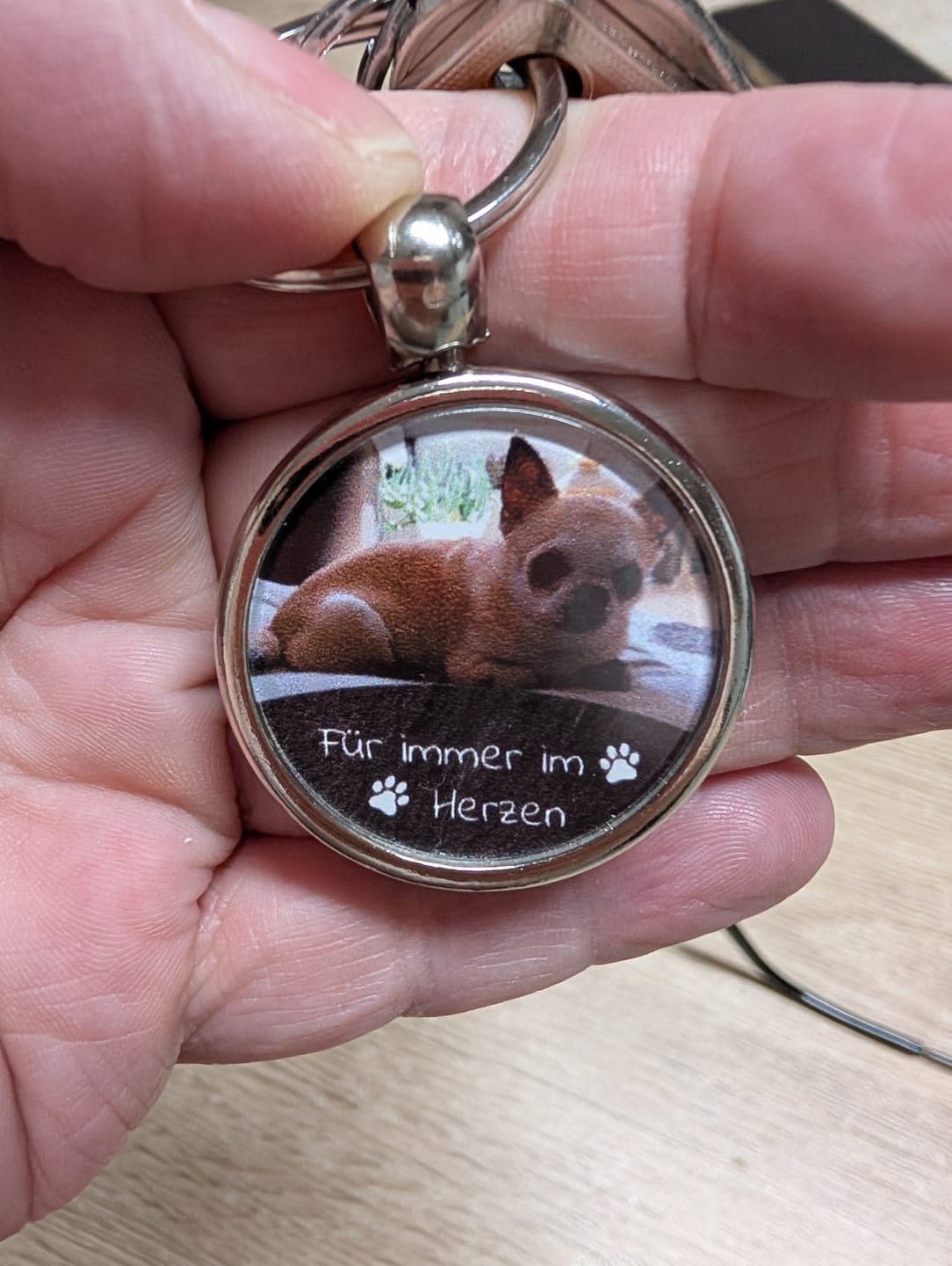 Customer photo review of Gedenk-Schlüsselanhänger mit Foto & Text Angebot