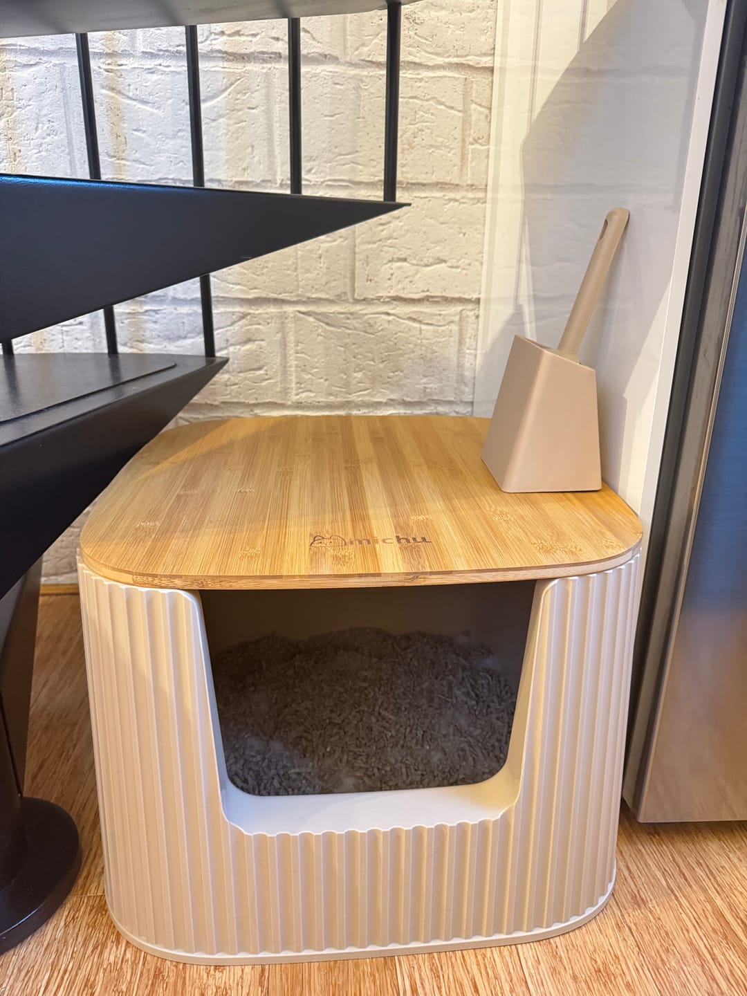 Customer photo review of Michu XXL BoBa Deluxe Cat Litter Box - Spacious Design