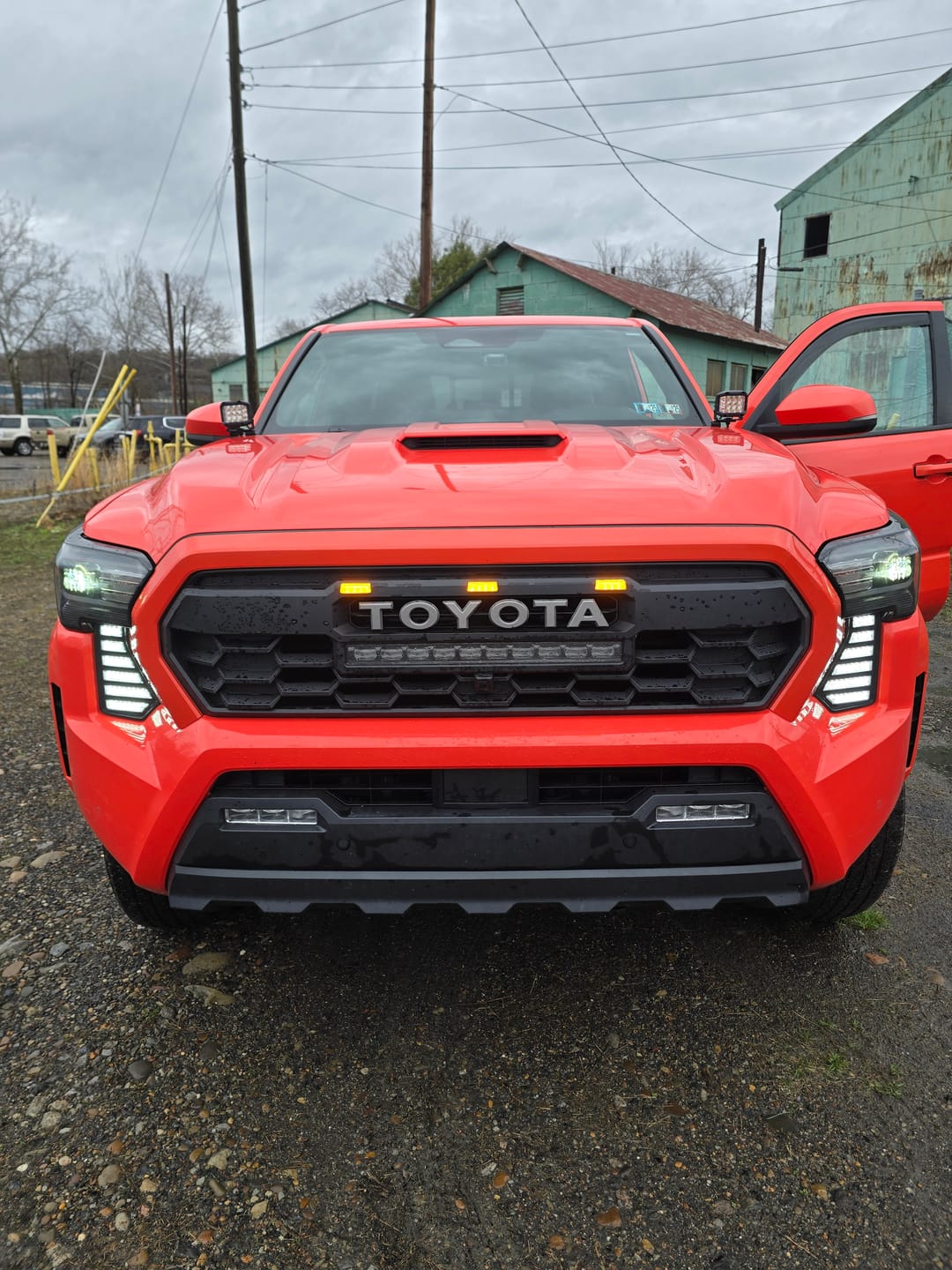 Customer photo review of 2024+ TOYOTA TACOMA TRD PRO STYLE GRILLE